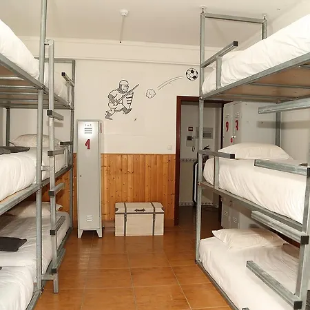 Santos Hostel - Lisboa Хостел *