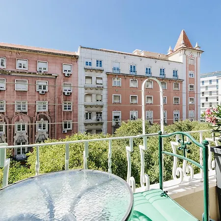 Santos Hostel - Lisboa Лиссабон