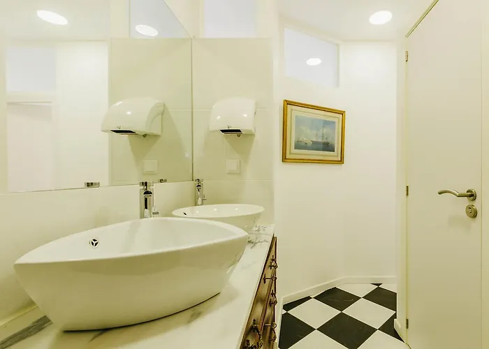 Ostello Santos Hostel - Lisboa *